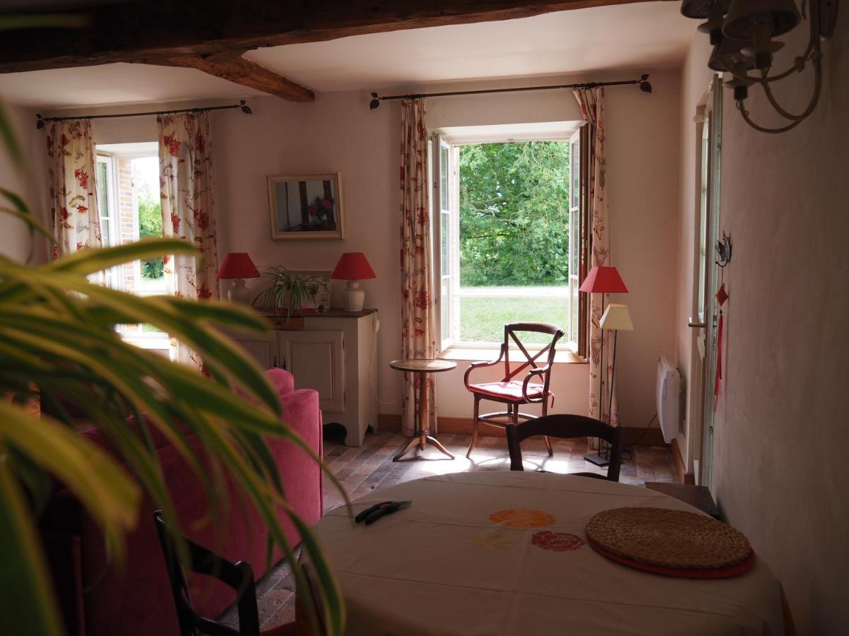 Chateau De Juvigny エクステリア 写真